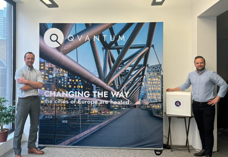 L-r: Qvantum Energy Technology CEO Phil Ord with Adam Clarke, head of operations, Fischer Commercial.