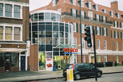 Energy Saving: Tesco reclaims heat from refrigerated display cabinets